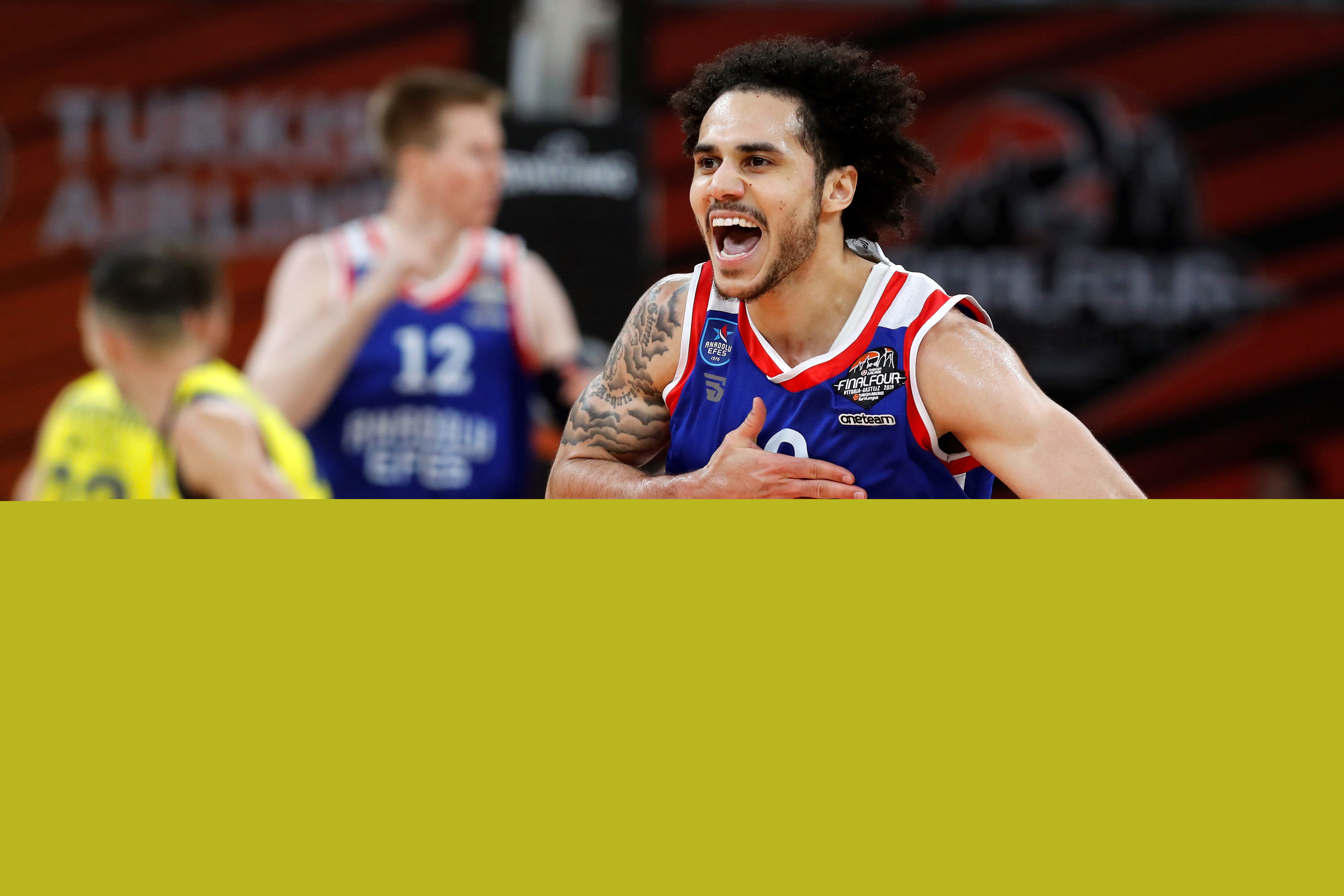 的背身接应 的背身接应